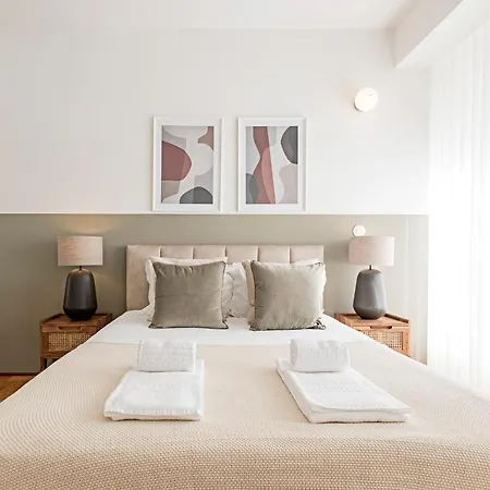 Apartment Ceuta By Lovelystay