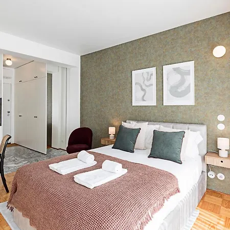 Apartment Ceuta By Lovelystay Porto