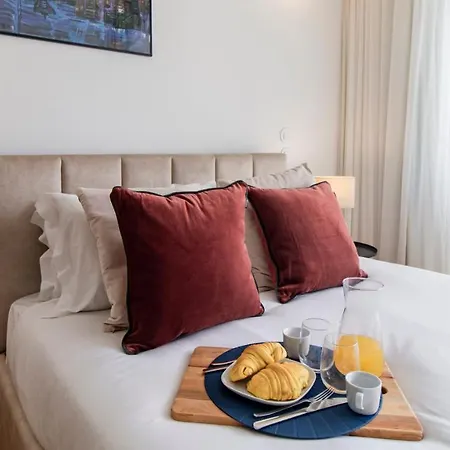 Ceuta By Lovelystay Apartment