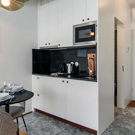 Apartment Ceuta By Lovelystay Porto