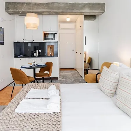 Ceuta By Lovelystay Apartment