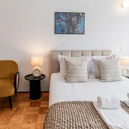 Ceuta By Lovelystay Apartment