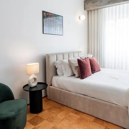 Ceuta By Lovelystay Apartment