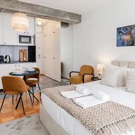 Apartment Ceuta By Lovelystay Porto